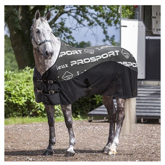 LeMieux horse cooler (Carbon Cooler — NEW!)